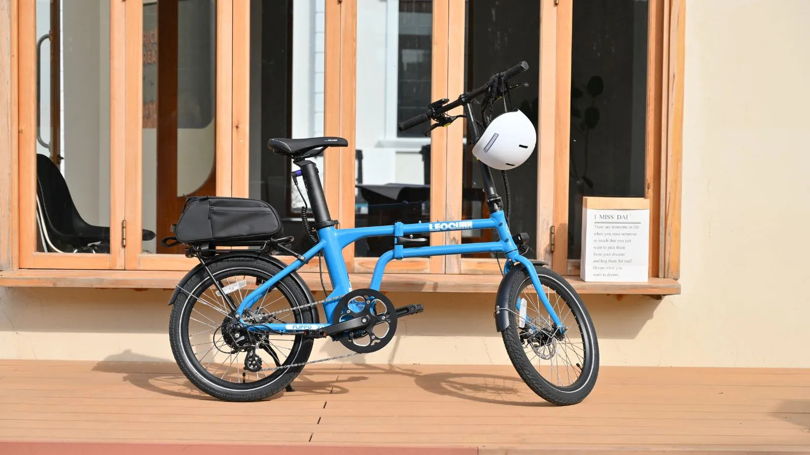 Flippo folding ebike