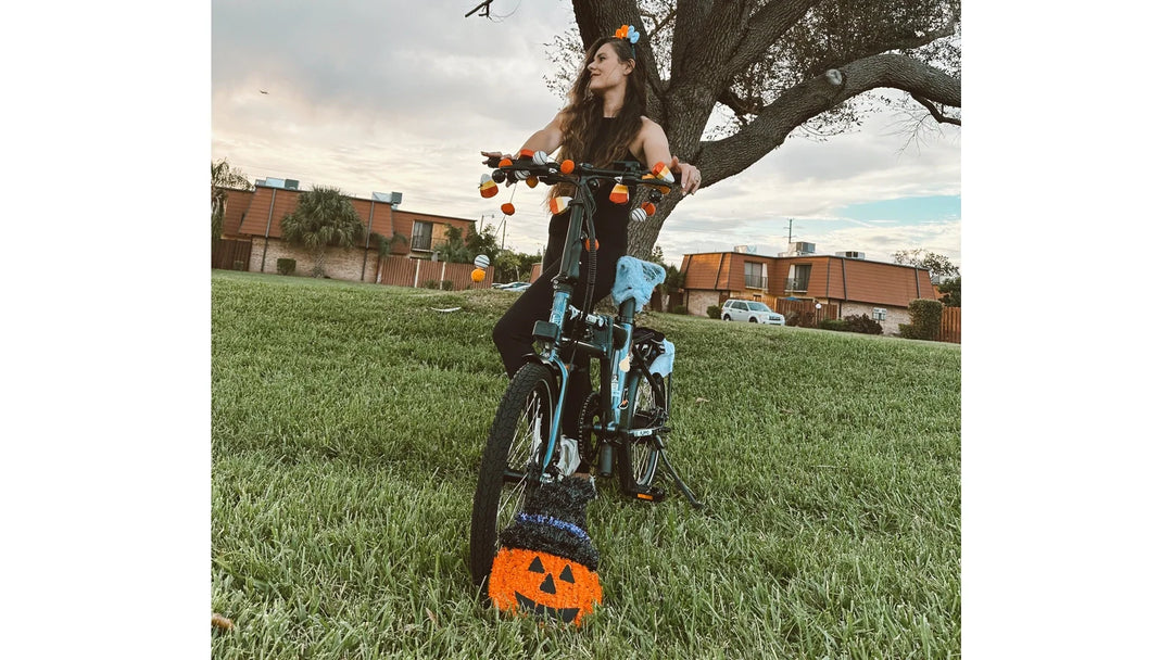 How Do You Choose an E-Bike as a Halloween Gift?