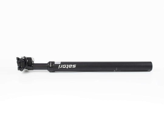 Suspension Seatpost | Zephyr for smoother rides and improved comfort on uneven surfaces.