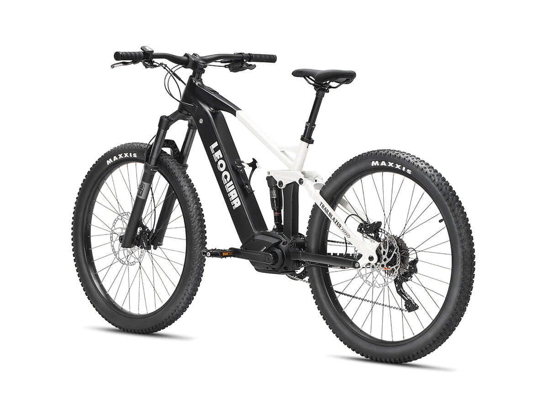 Trail-ready off-road ebike with mid motor